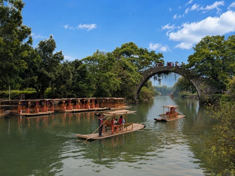Private Li River Cruise & Yangshuo Countryside Day Tour